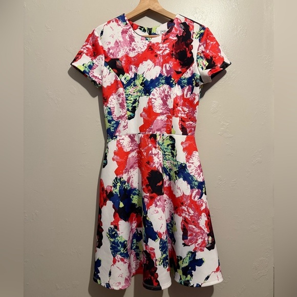 Milly Floral Print Fit and Flare Skater Dress Women’s Size 4, Colorful, Pockets - Picture 2 of 12